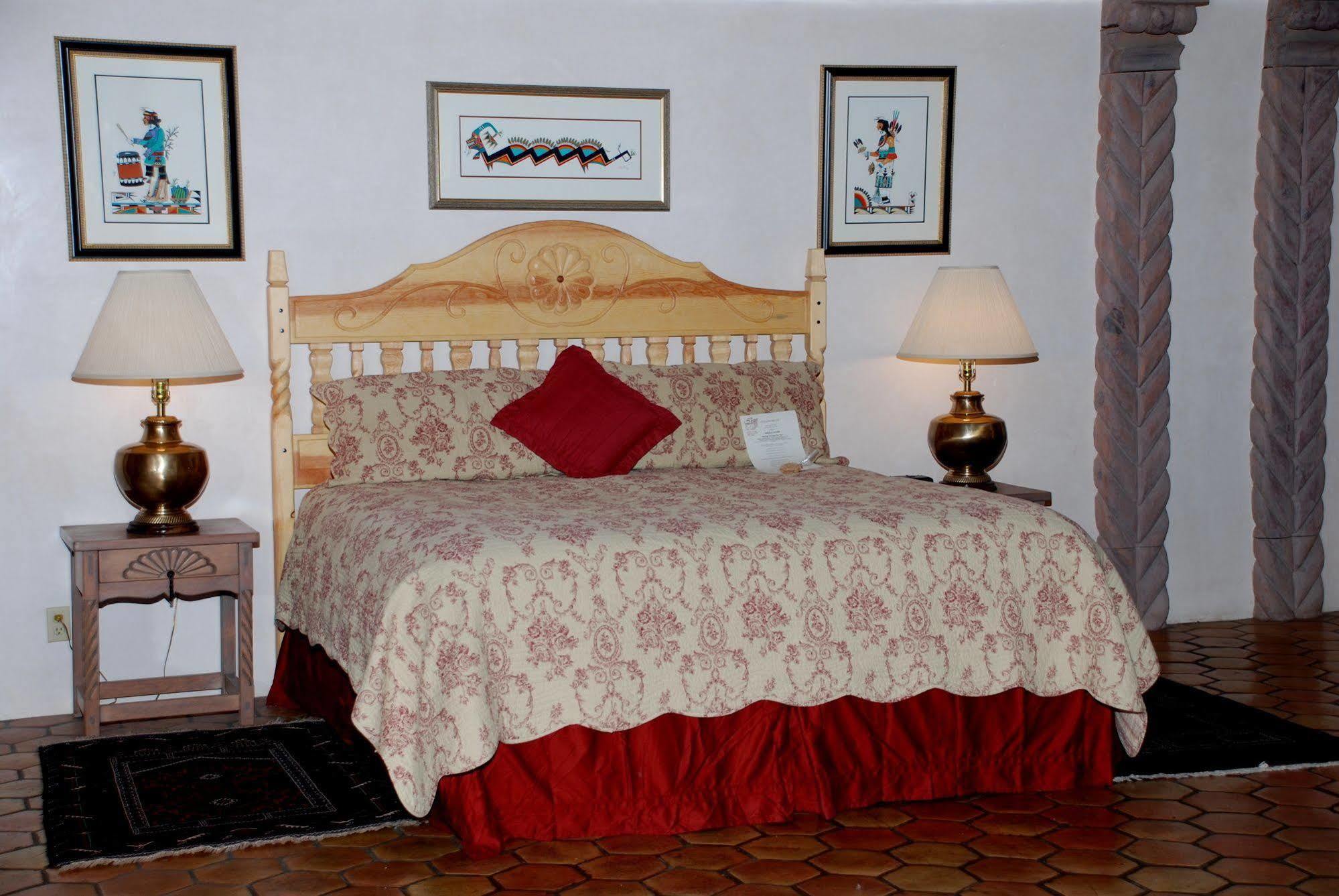 Inn At The Delta Espanola Εξωτερικό φωτογραφία
